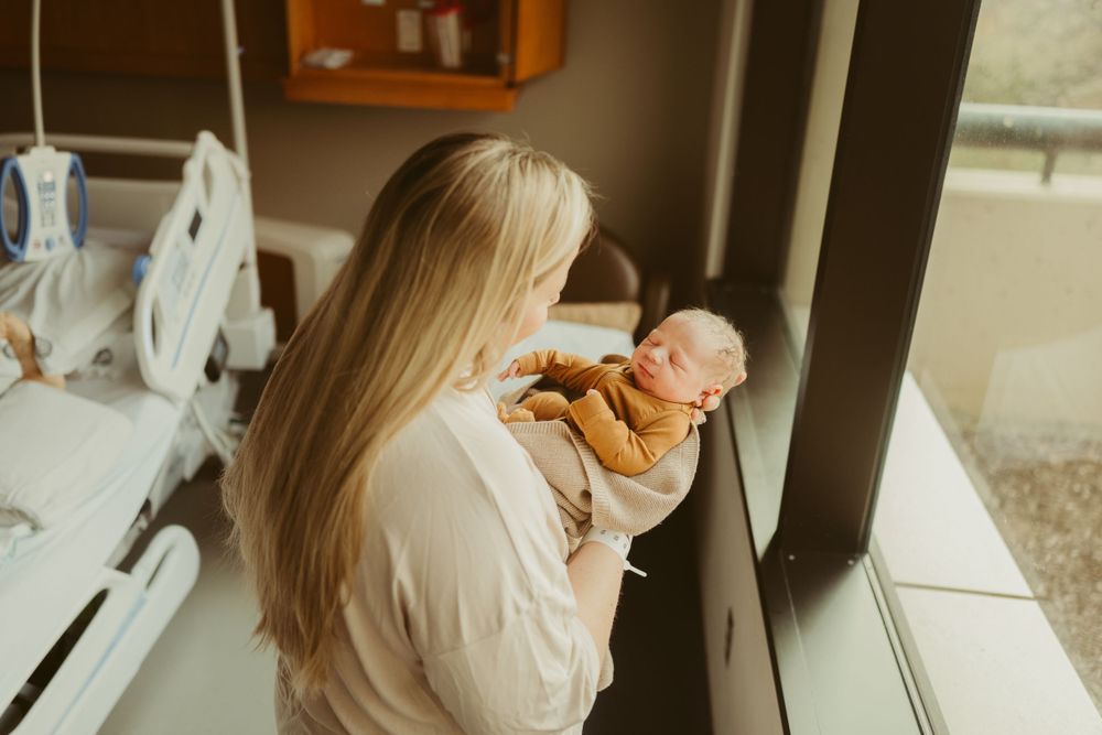 Fresh 48 photography in Fort Campbell, Kentucky near Clarksville, Tennessee by Disney Magic Photography, local newborn photographer