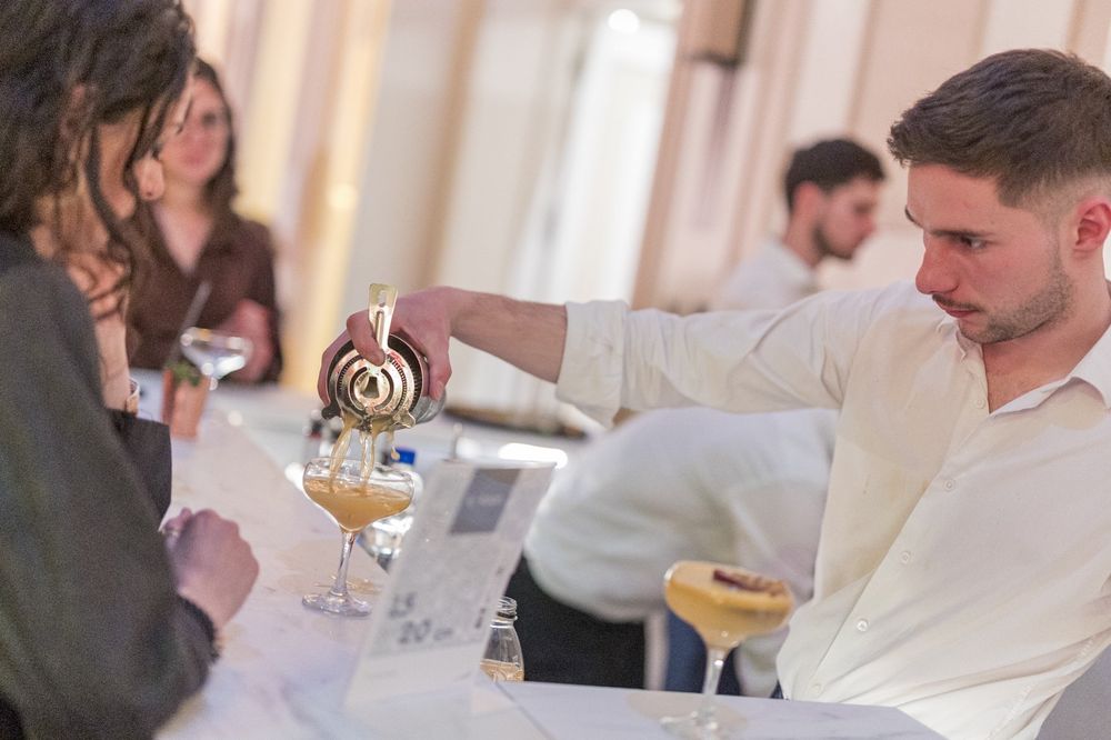 Soirée avec le bar à cocktail PilouFace, l'équipe est au complet