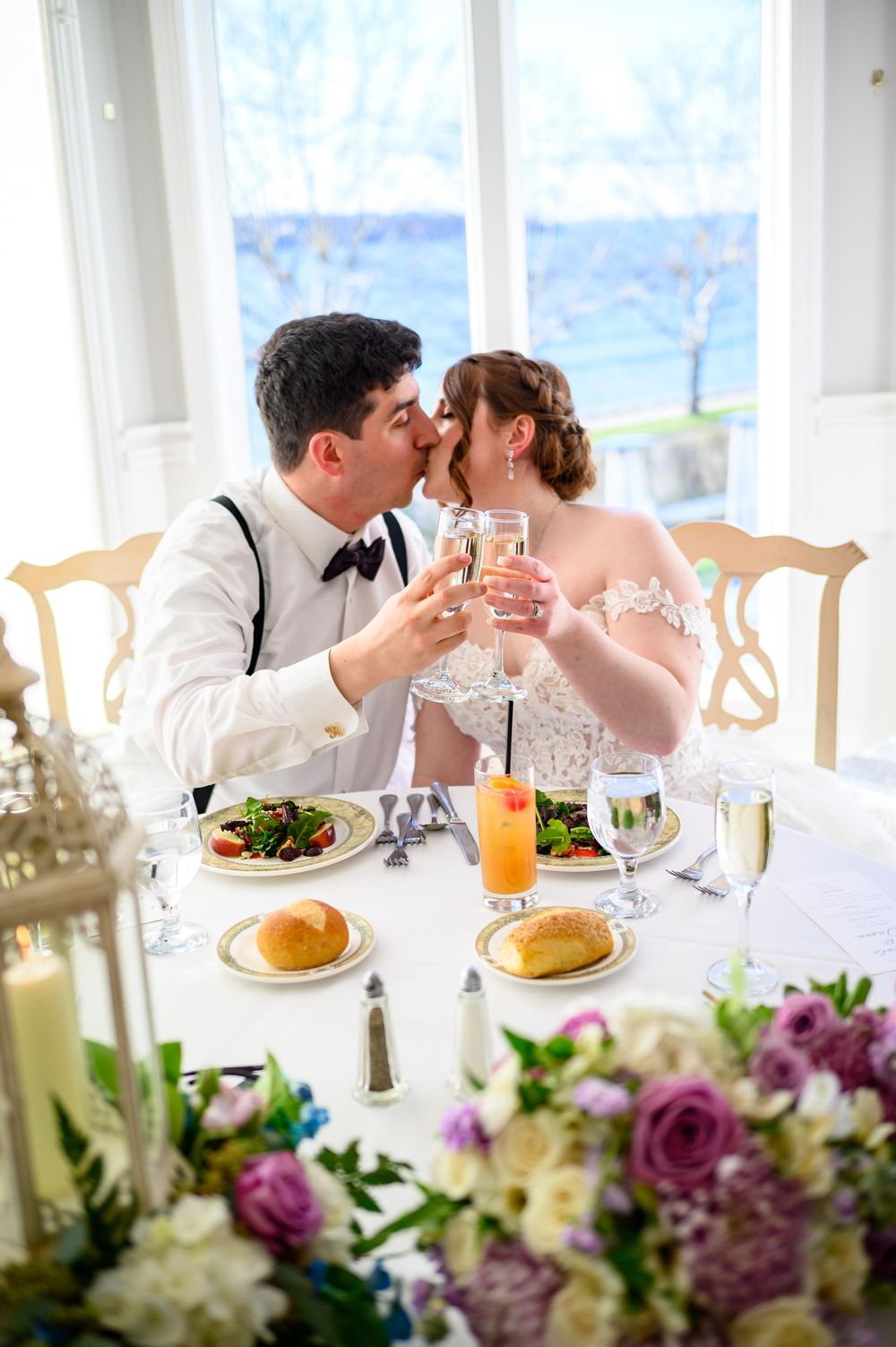 Sea Cliff Manor wedding photography by Long Island wedding photographer Dejavu Studios. Elegant, candid, timeless wedding photos.