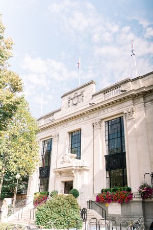 London elopement with colourful backdrops and greenery, photographed by a romantic Nottingham editorial photographer at Islington Town Hall