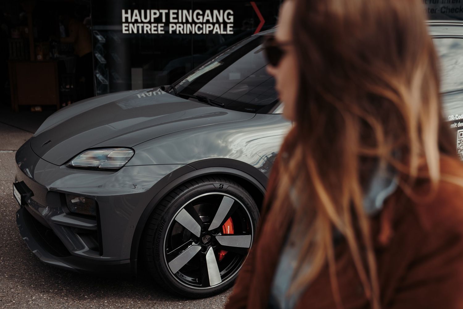 Daniel-Michaud-Photographie-DMPhotography-Automobile-Auto-Cars-Posche-Macan-Bern-PorscheBern