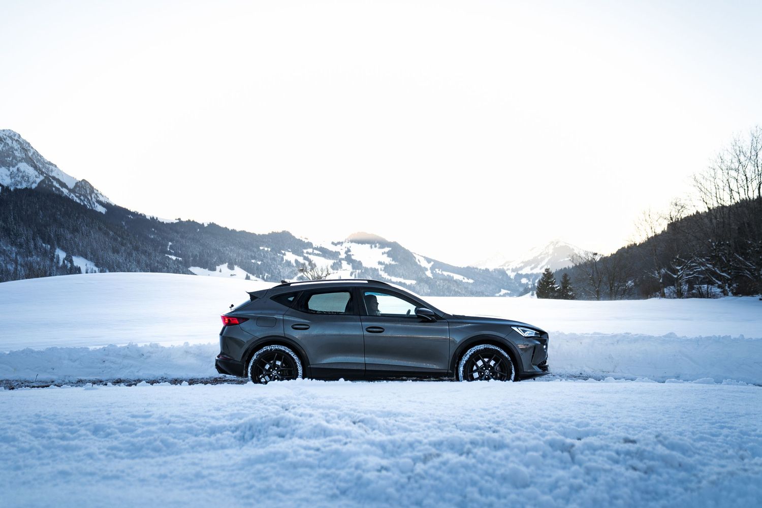 Daniel-Michaud-Photographie-DMPhotography-Automobile-Auto-Cars-Cupra-Formentor-Swiss Alps