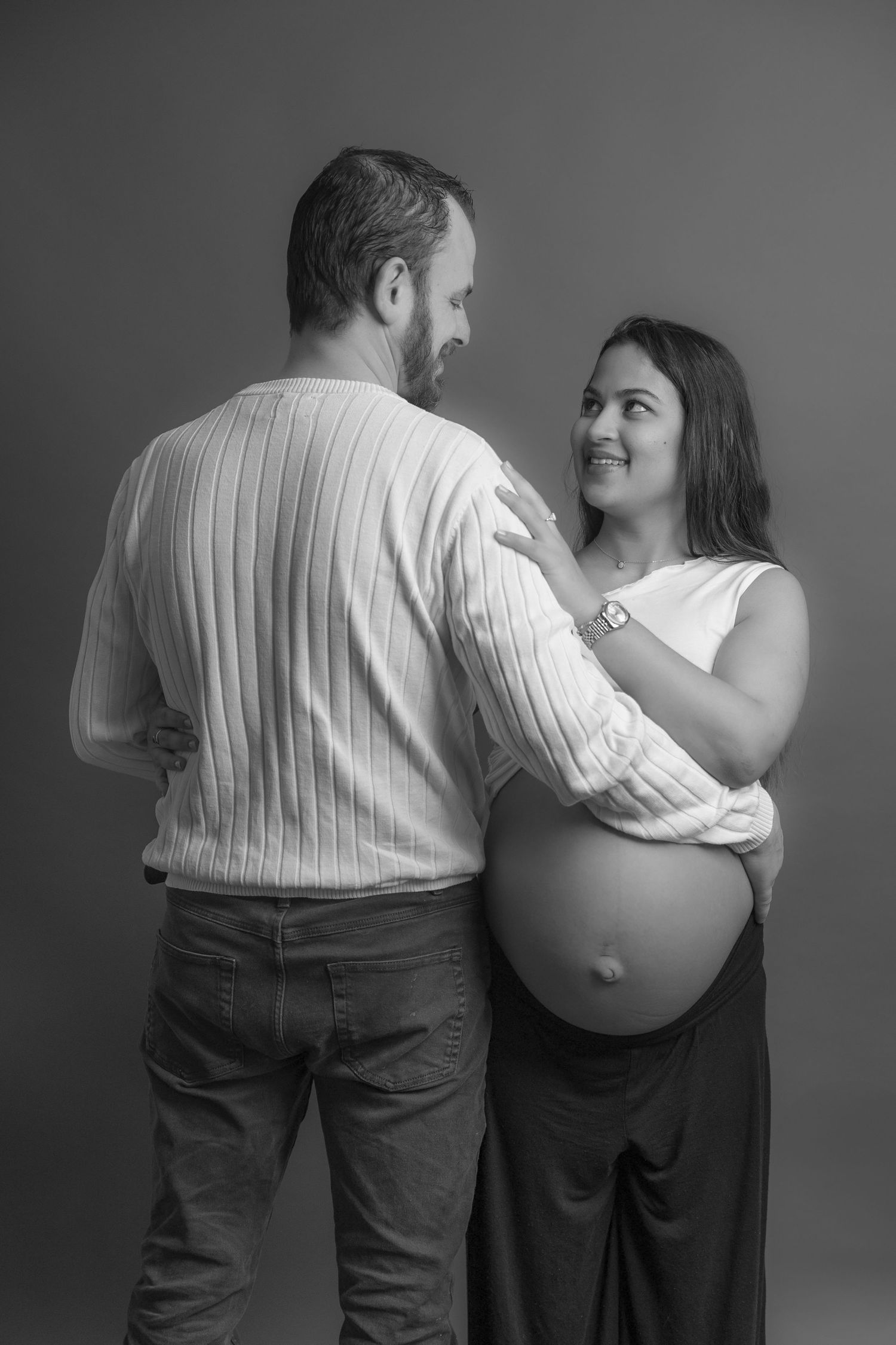 Maternity Photo - Maternity Photographer Wigan - Northwest maternity family Photographer - Professional photography studio wigan.