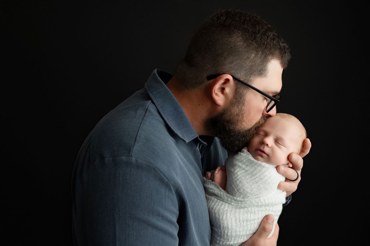 Dad holding newborn. Greenville sc newborn photographer, Easley sc newborn photographer, Greenville sc newborn photos