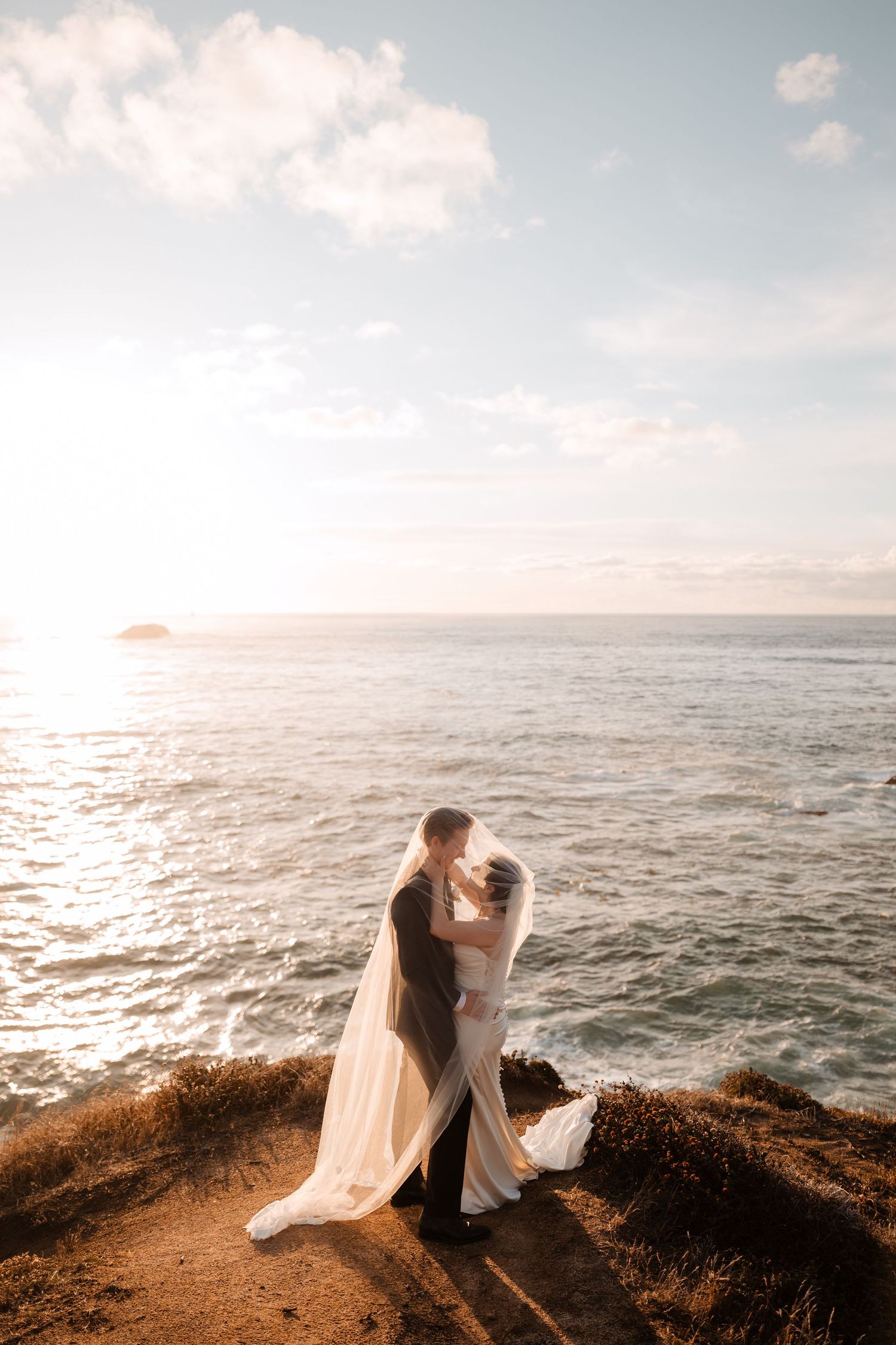bride and groom photos - big sur elopement