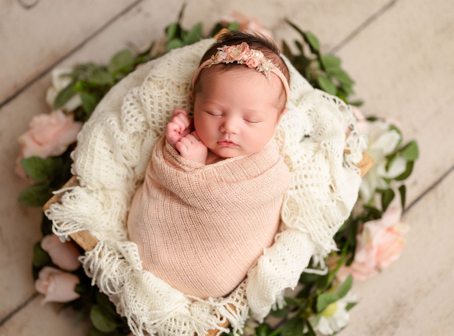 buffalo newborn photo session newborn photographer buffalo photographer wny photographer baby photographer family photographer