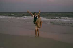 Maternity and couples photography in Destin & Fort Walton Beach, capturing authentic love, natural moments, and stunning beach scenery.