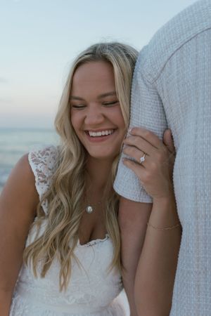Maternity and couples photography in Destin & Fort Walton Beach, capturing authentic love, natural moments, and stunning beach scenery.