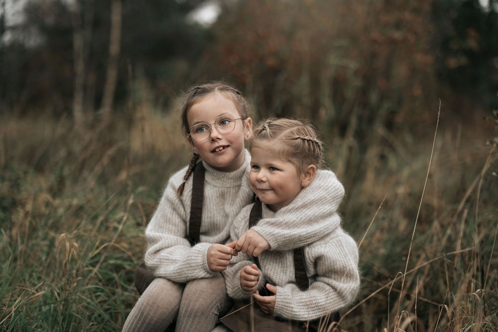 heltidsfotograf haugalandet, studiofotograf haugalandet, barnefotograf haugesund, 1årsfotograf haugalandet, 1 årsfoto haugesund, to søstre