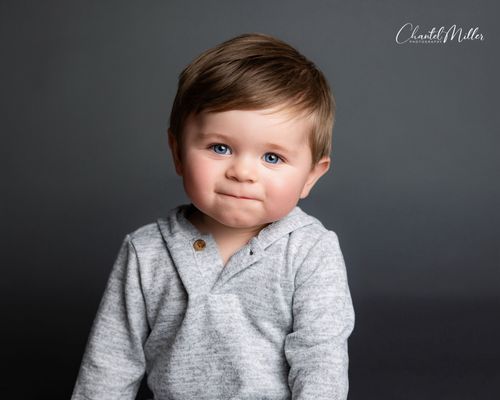 milestone photoshoot