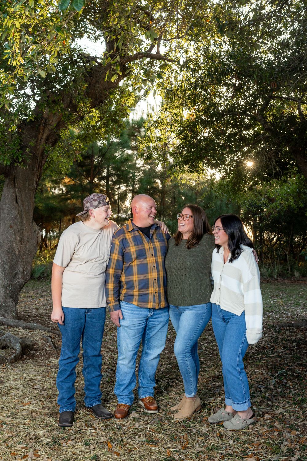 outdoor family photos swansboro nc studio photographer Samantha Ann photography near hubert, carteret, Jacksonville