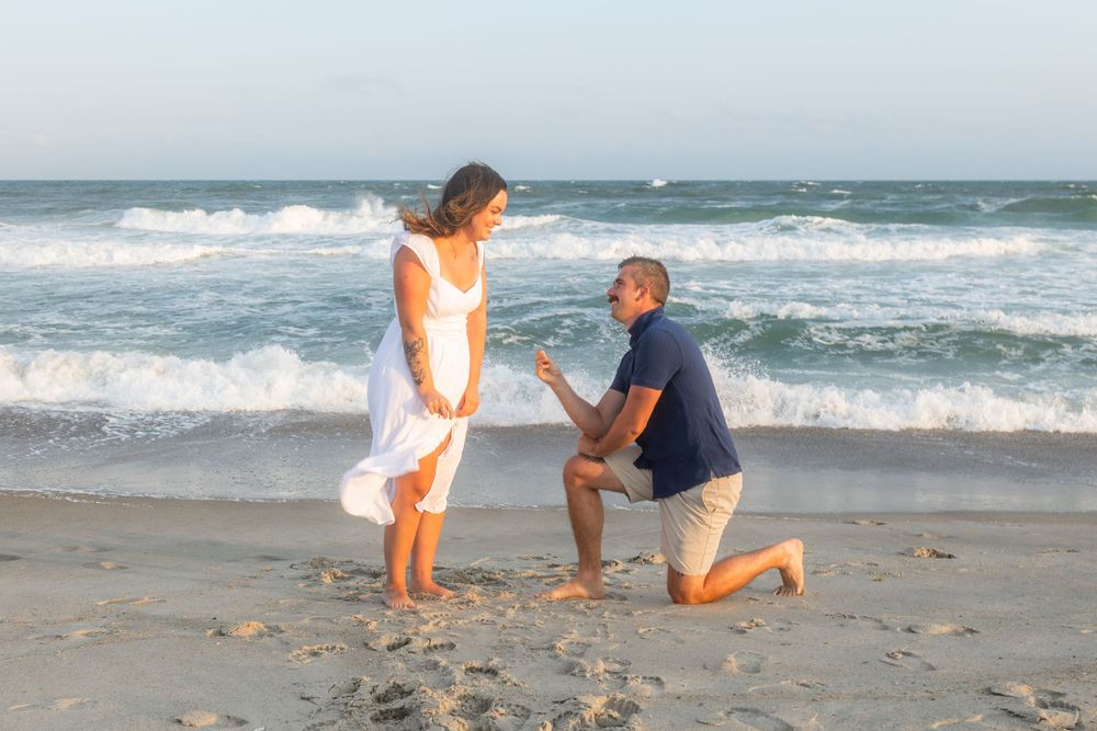 Emerald Isle couple engagement session by photographer Samantha Ann photography studio swansboro
