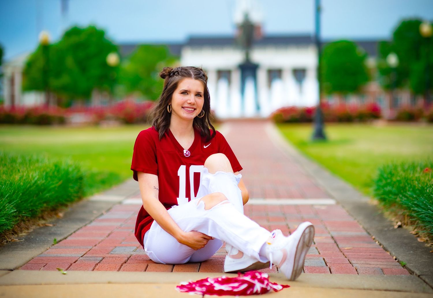 College graduation sessio Troy University Alabama campus natural light memory smile depth bokeh location