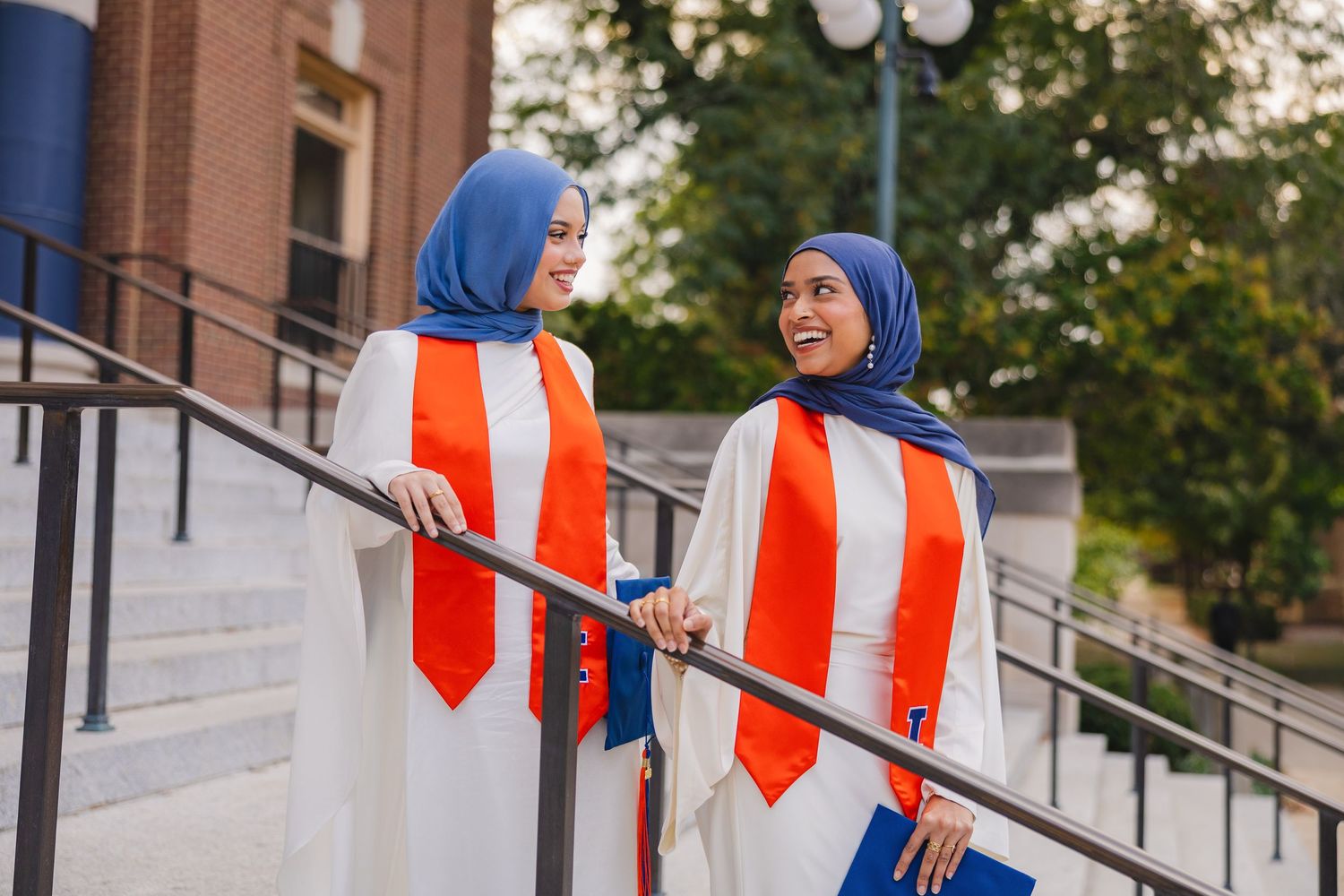 uiuc graduation dress University of Illinois Urbana-Champaign Doctoral Gown, Tam & Hood Package main image 1