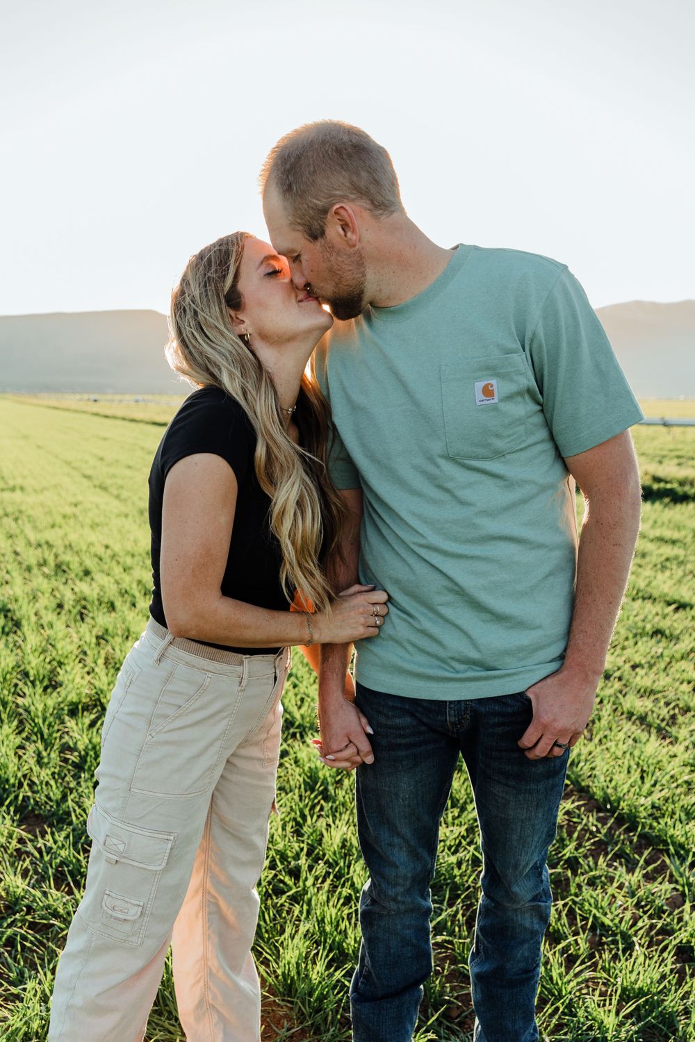 Utah Couple Kissing in Field