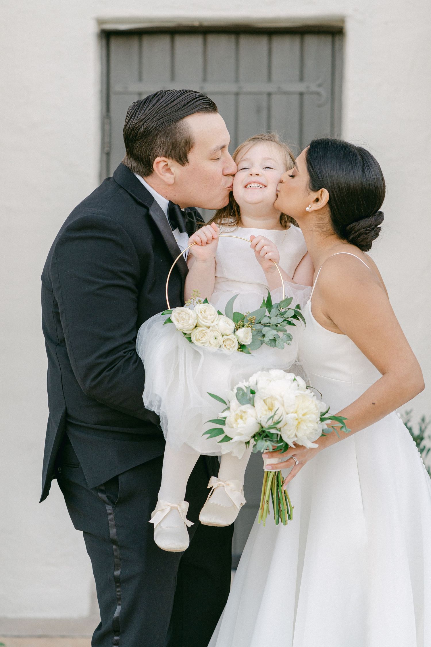Annie Strever Wedding Editorial Fine Photography Lott Hall Herman Park Houston Texas Country Club Family Portraits Back