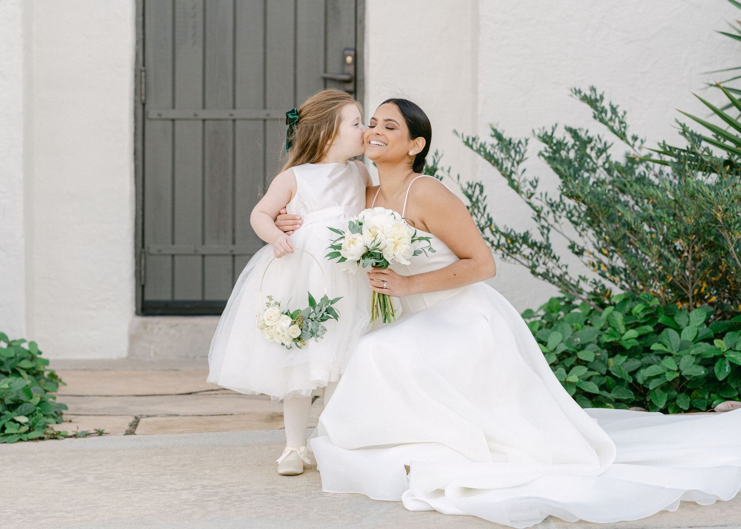 Annie Strever Wedding Editorial Fine Photography Lott Hall Herman Park Houston Texas Country Club Family Portraits Back