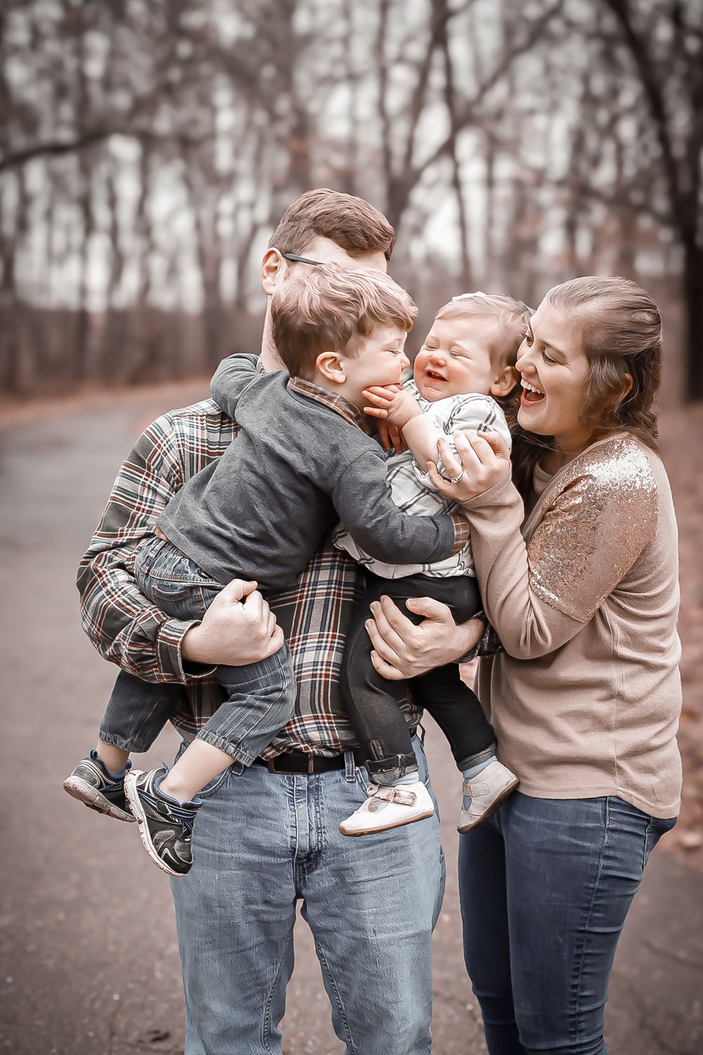 Family Portrait
Professional Photographer Janesville Wisconsin
outdoors
natural light photography
