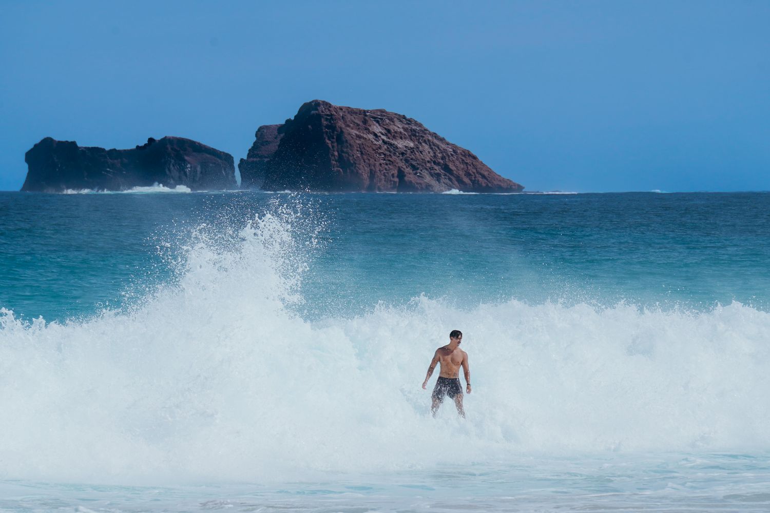 Surfing FL with a carefree vibe outdoors