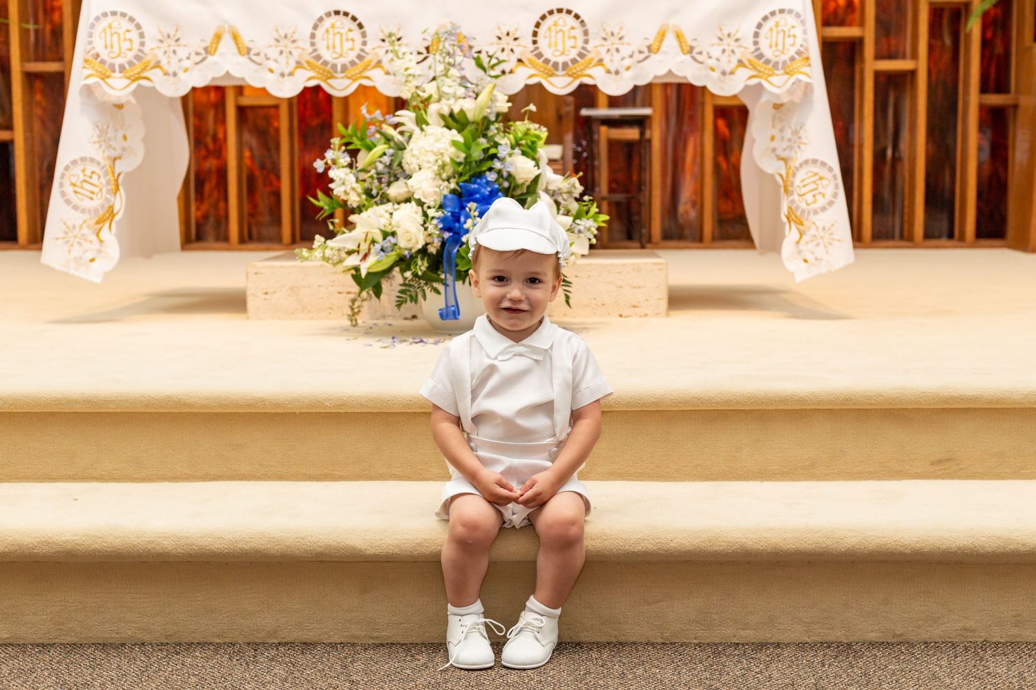 baptism photo, baptism event photo, baptism family photo,