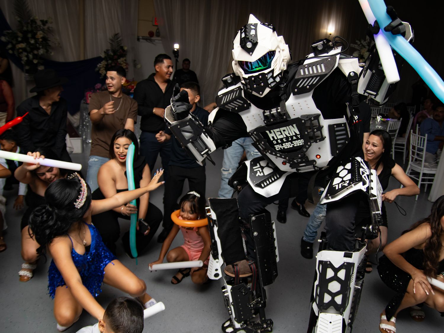 XV Robot posing