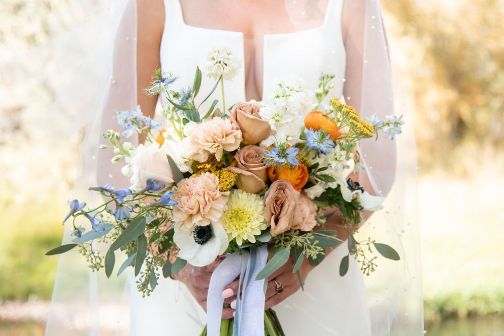 Vail Fall Wedding Beautiful Photos, Vail Wedding Photographer, Vail Fall Wedding, Vail Elopement, Vail Wedding, Vail Photographer