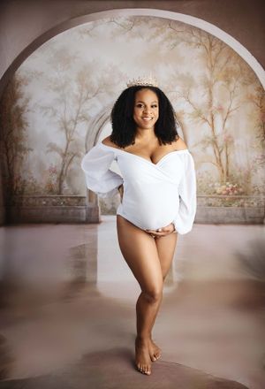 pregnant woman during maternity session