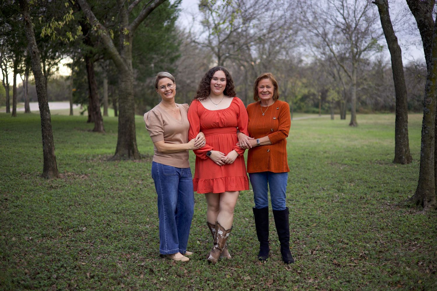 Family Photography Ennis TX, Ellis County. Waxahachie, Midlothian, Corsicana, Waco. Navarro County. Newborn Maternity, Seniors, Weddings