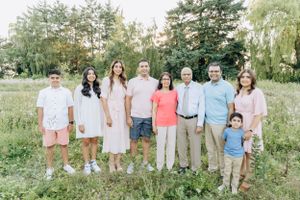 family portrait session in vancouver park during golden hour