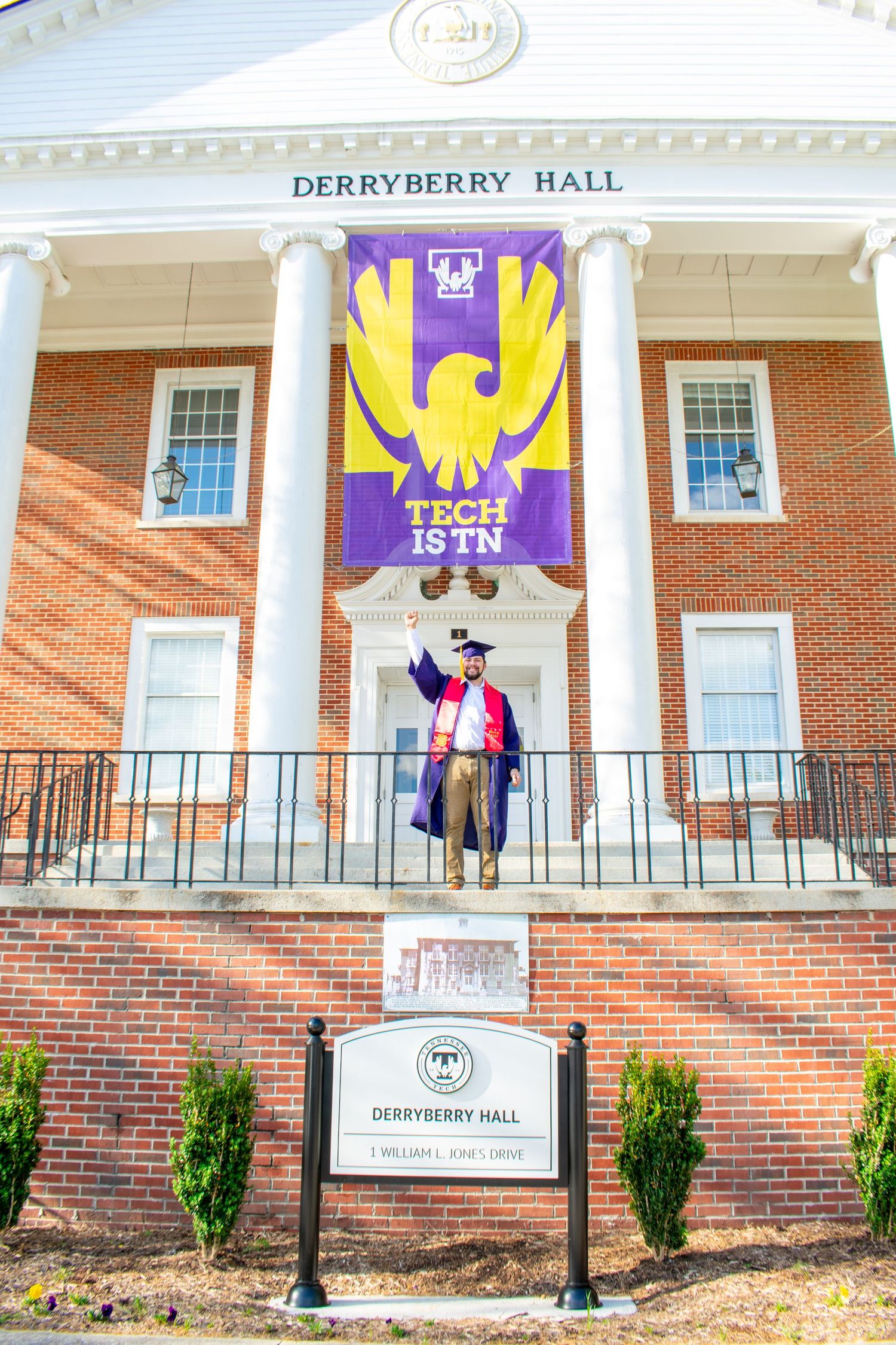 Tennessee Tech Graduation photo
