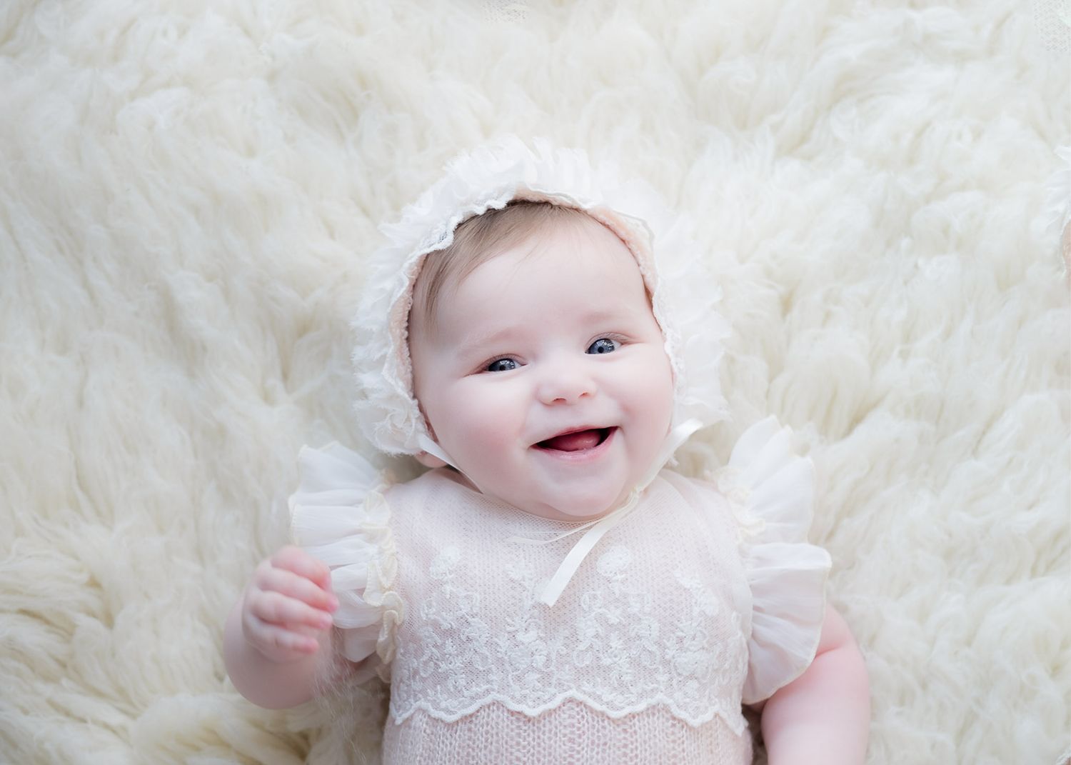 Manchester Cheshire maternity baby children family photo session Cozimoment portraits studio