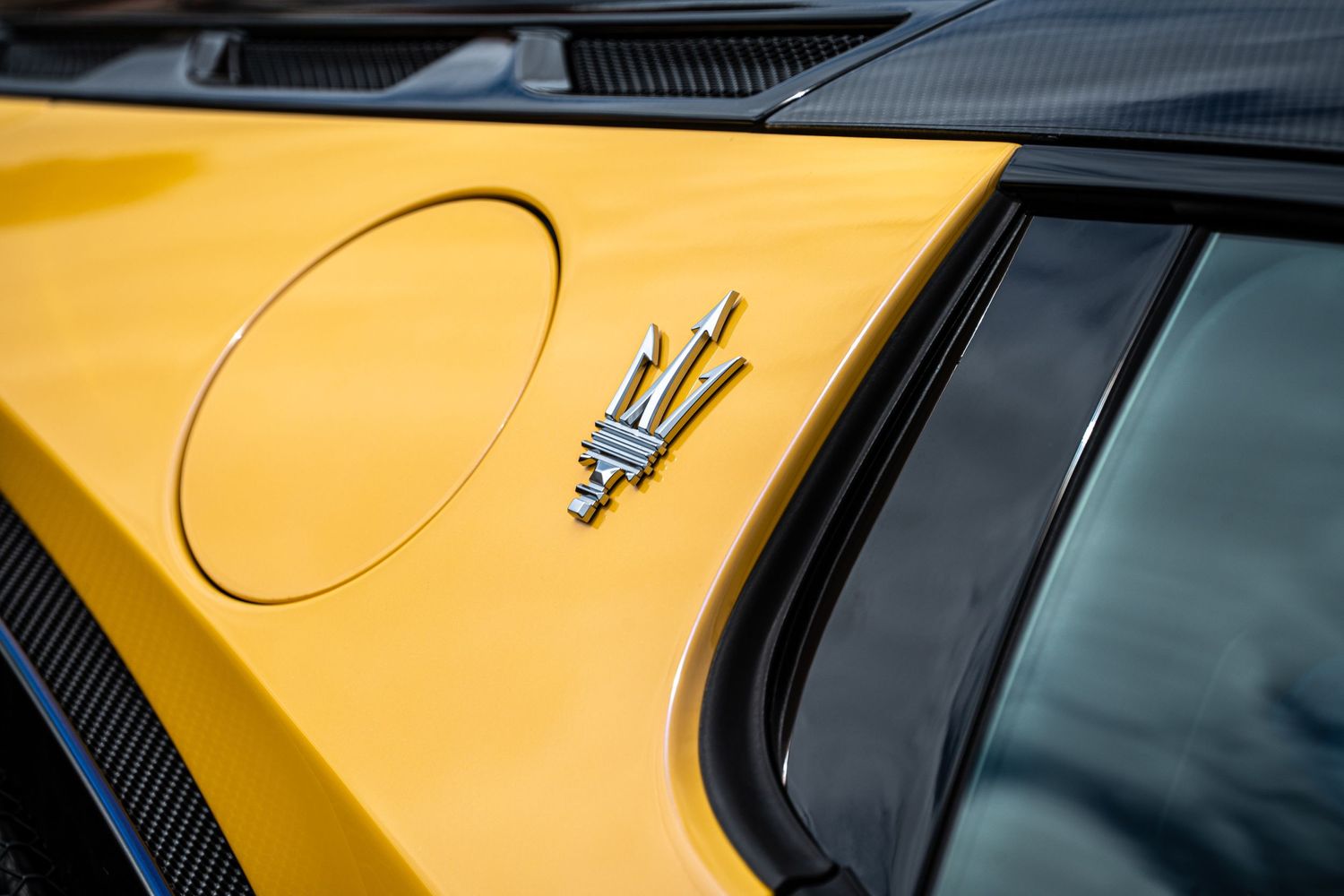 Maserati MC20 Close Up of Trident Emblem