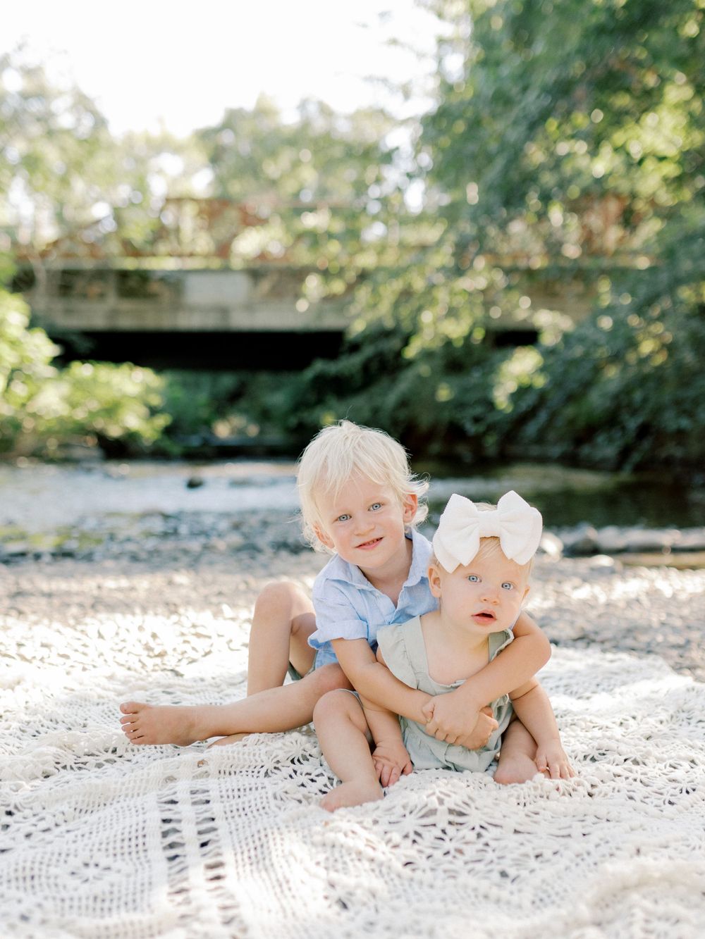 Creekside family session in Lower Bidwell Park. Taken by Kaitlin Stoltenberg, Family and Newborn Photographer in Chico, California.