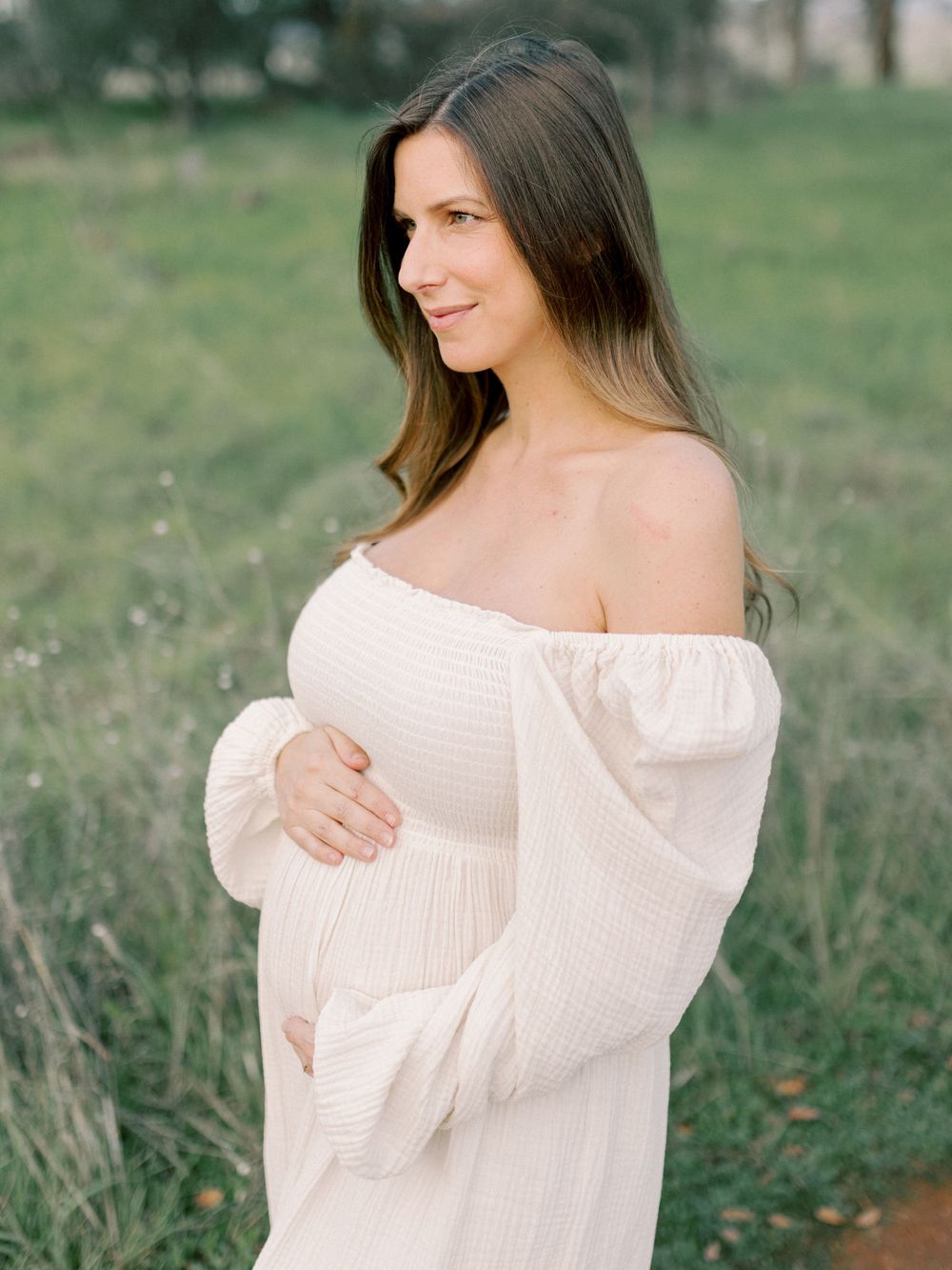 Outdoor Maternity Session in Upper Bidwell Park in Chico, California. Chico, CA maternity photographer
