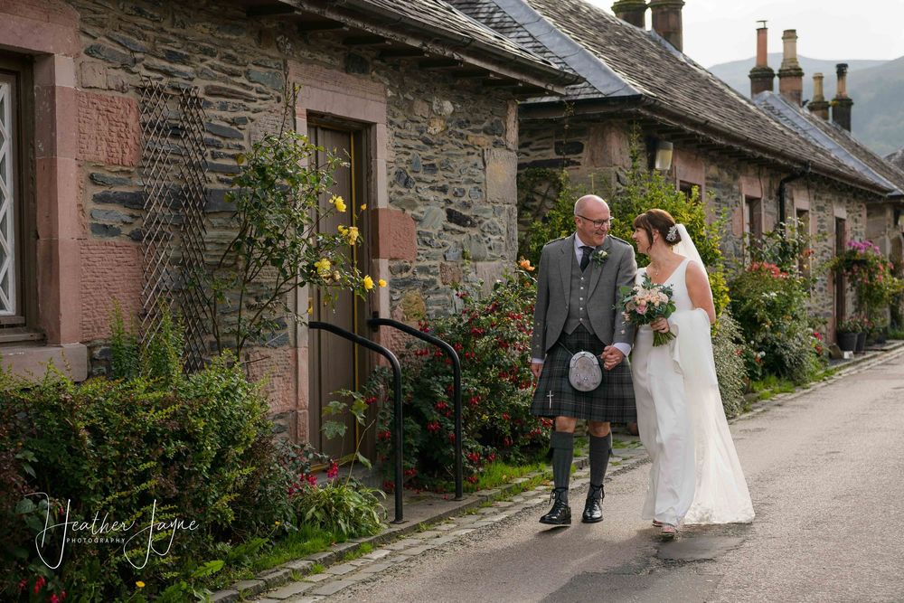 Loch Lomond Arms wedding photographer, Luss, Loch Lomond