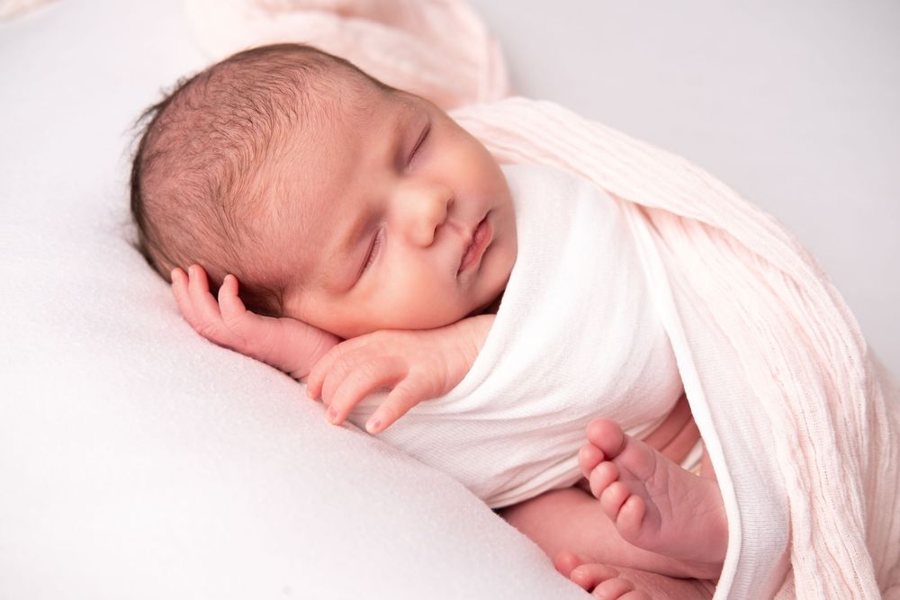 newborn photographer warrington manchester