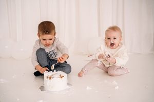 Baby cake smash fotoshoot met taart