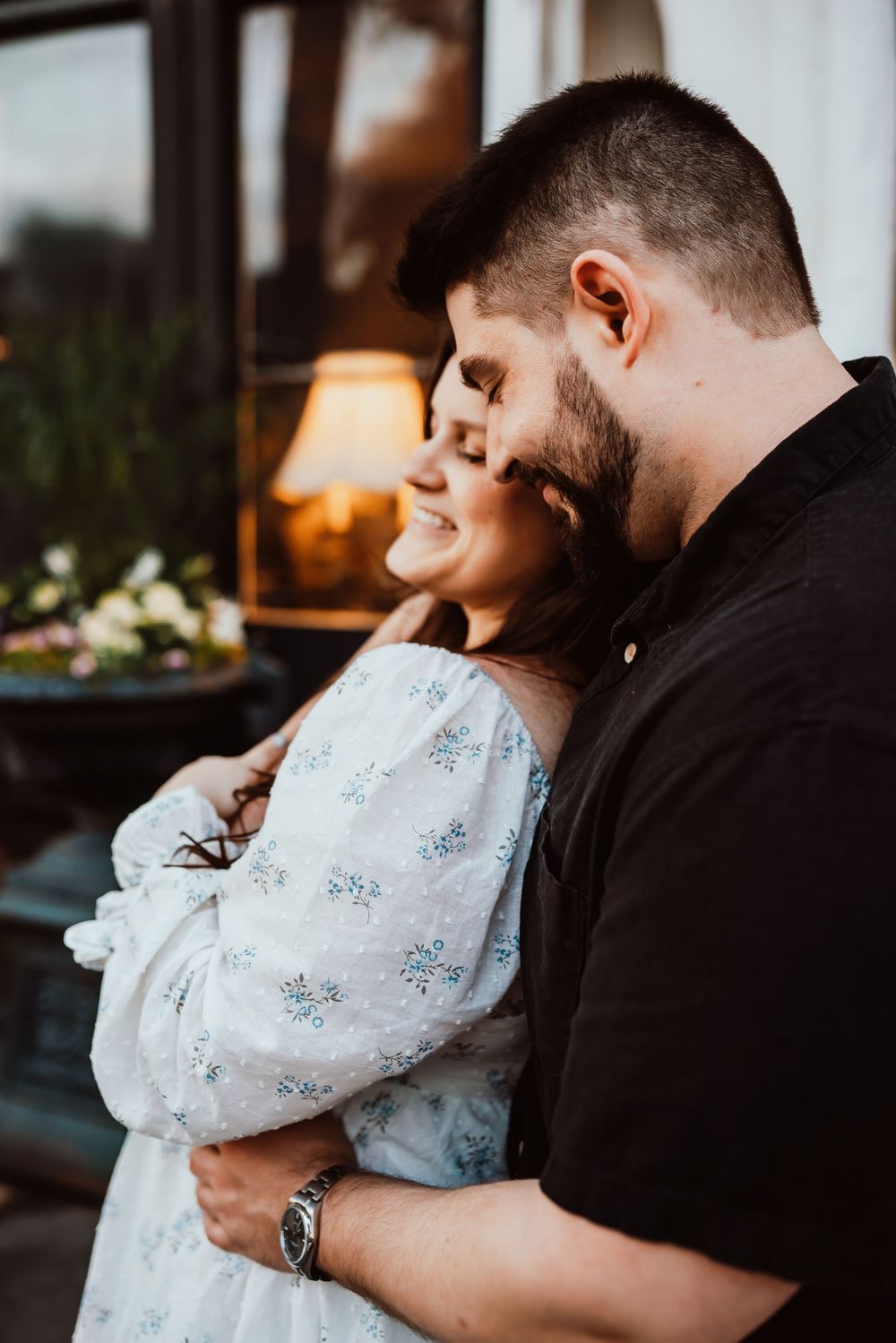 snuggle couple, happy, photography