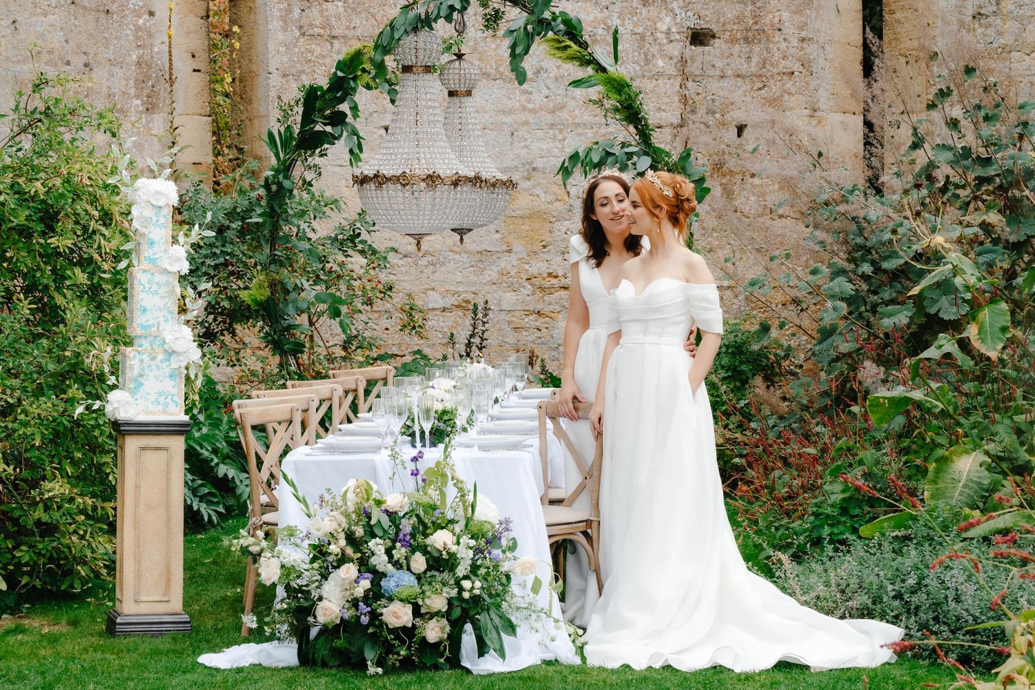 zara davis wedding photographer sudeley castle cheltenham cotswolds gloucestershire cathedral romantic dreamy