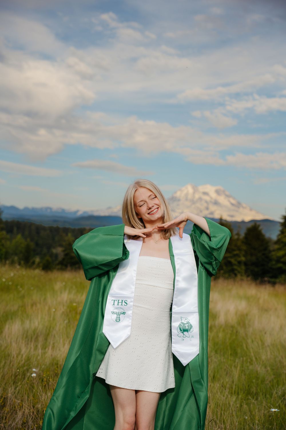 BECCAWPHOTOGRAPHY - Olympia, Washington senior photography