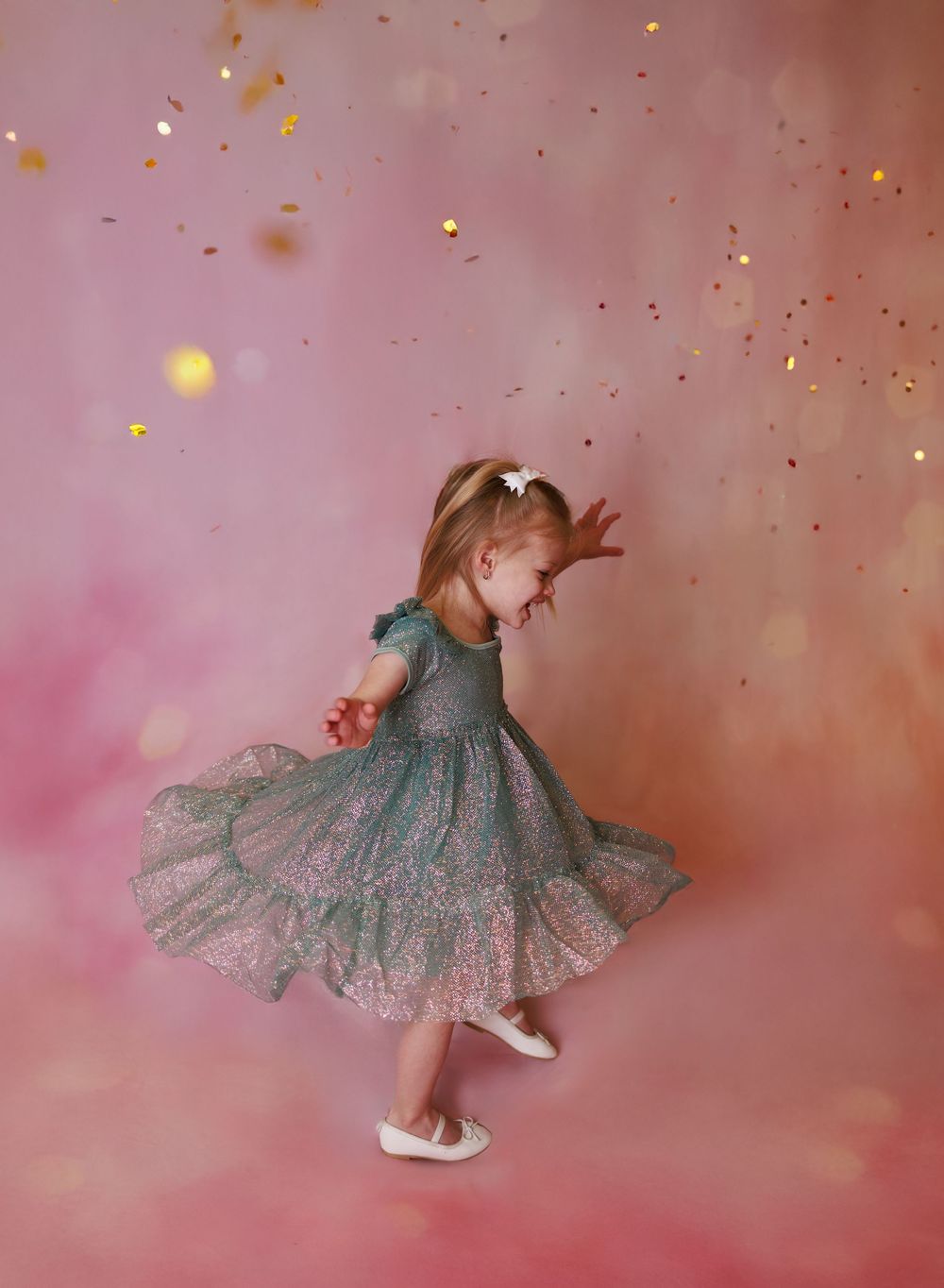 milestone photography, child photography, children photography, confetti photos, confetti photography, Iowa photographer, Iowa photography