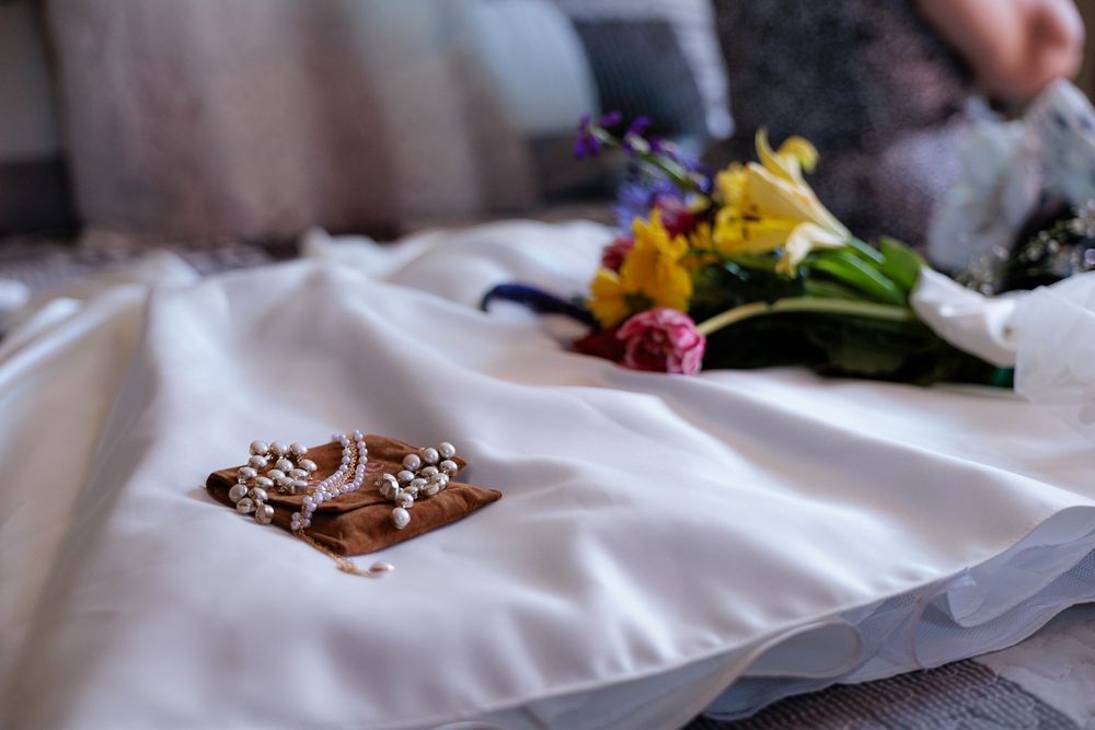 Wedding photography of a local couple in Los Angeles County. Getting ready photographed in color.