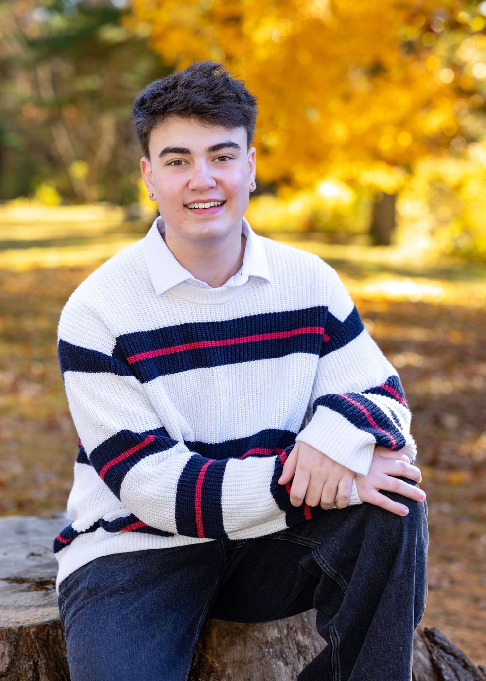 High school senior from Lincoln Sudbury poses for yearbook photos at Wayside Inn.  Serving Wayland High School, Weston High, Concord, MA.