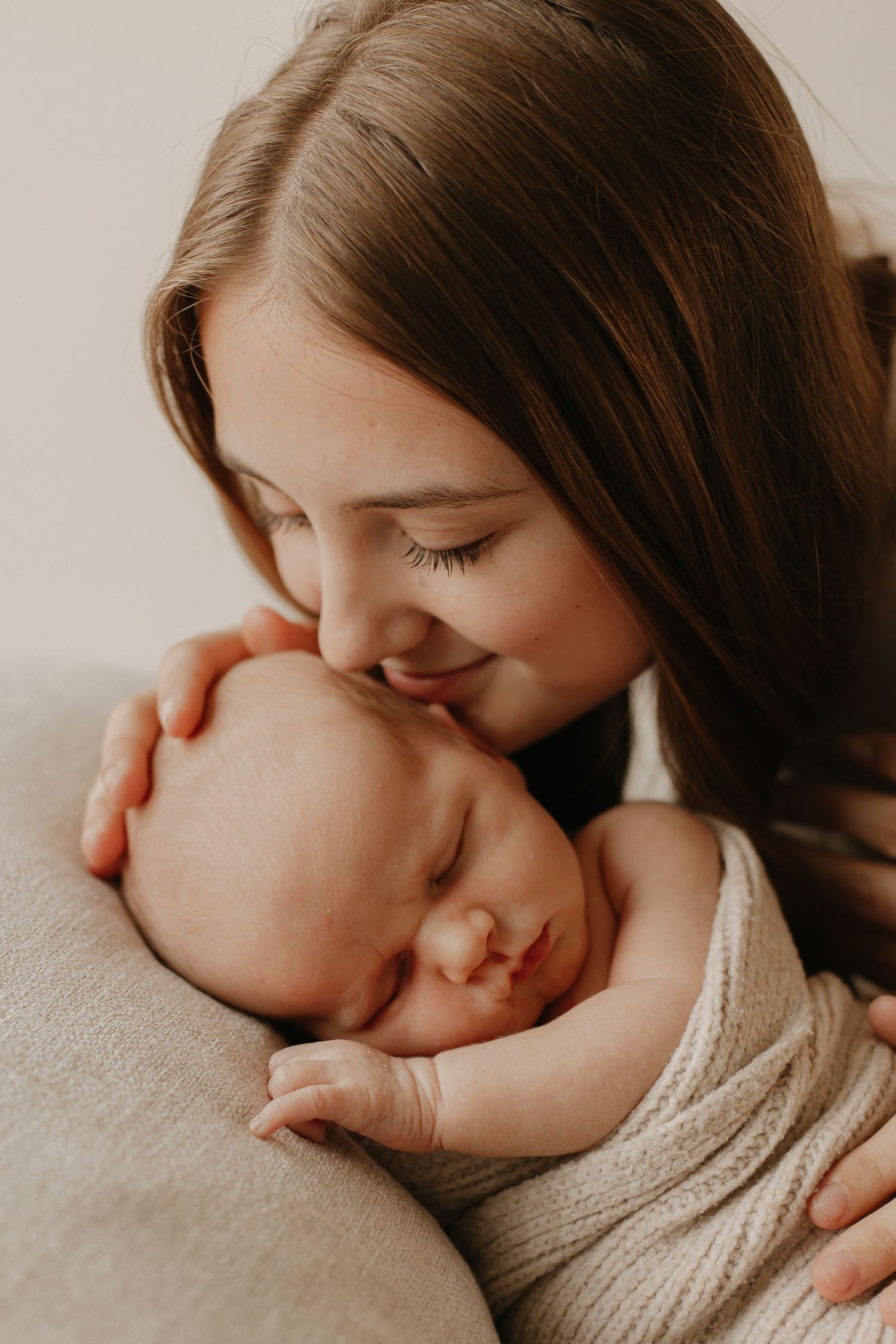 Sister and baby photoshoot in Maidstone Kent