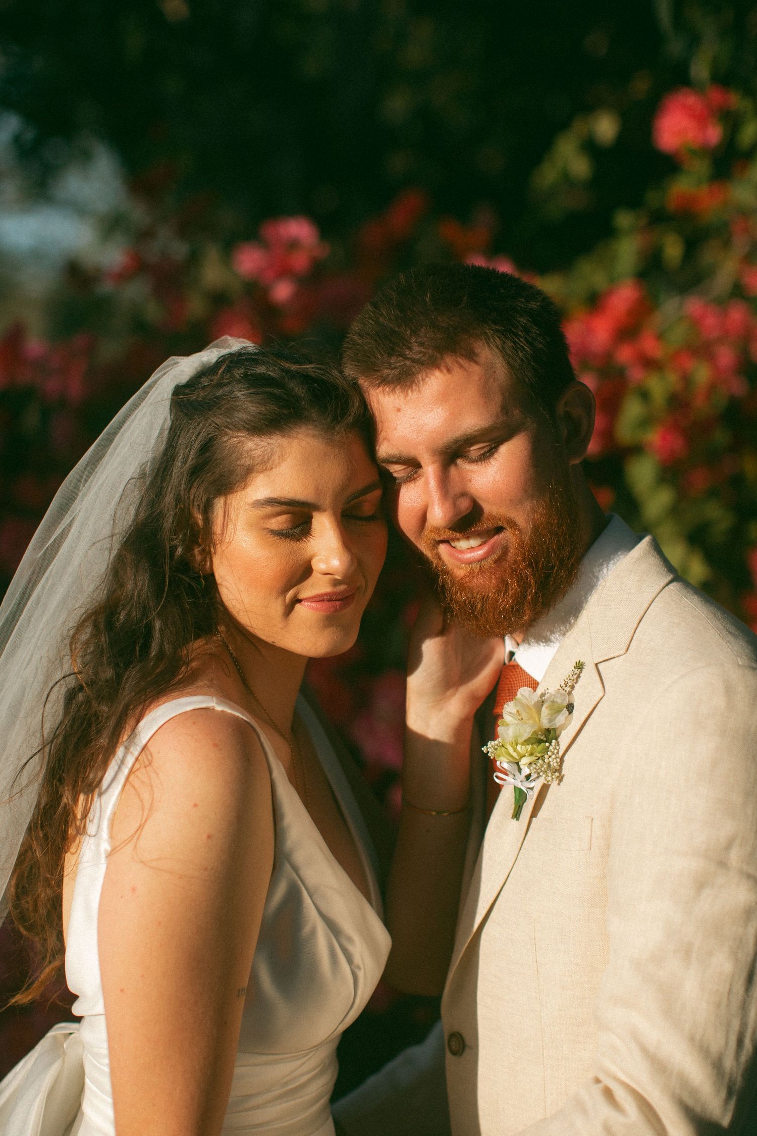Hedlow Creek Wedding Photography
ROCKHAMPTON WEDDING PHOTOGRAPHER