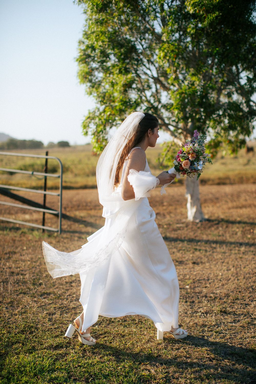 Hedlow Creek Wedding Photography
ROCKHAMPTON WEDDING PHOTOGRAPHER