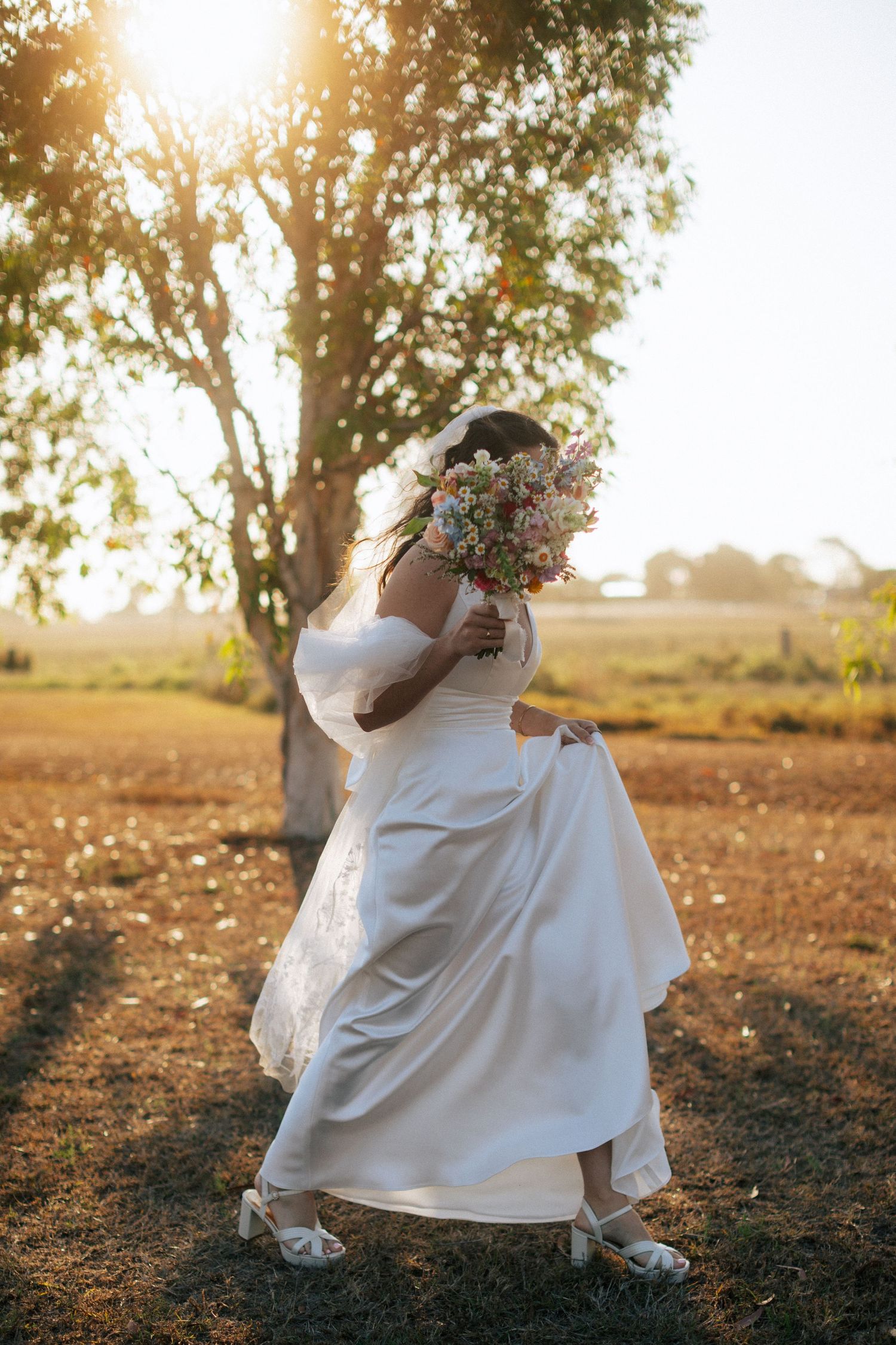 Hedlow Creek Wedding Photography
ROCKHAMPTON WEDDING PHOTOGRAPHER