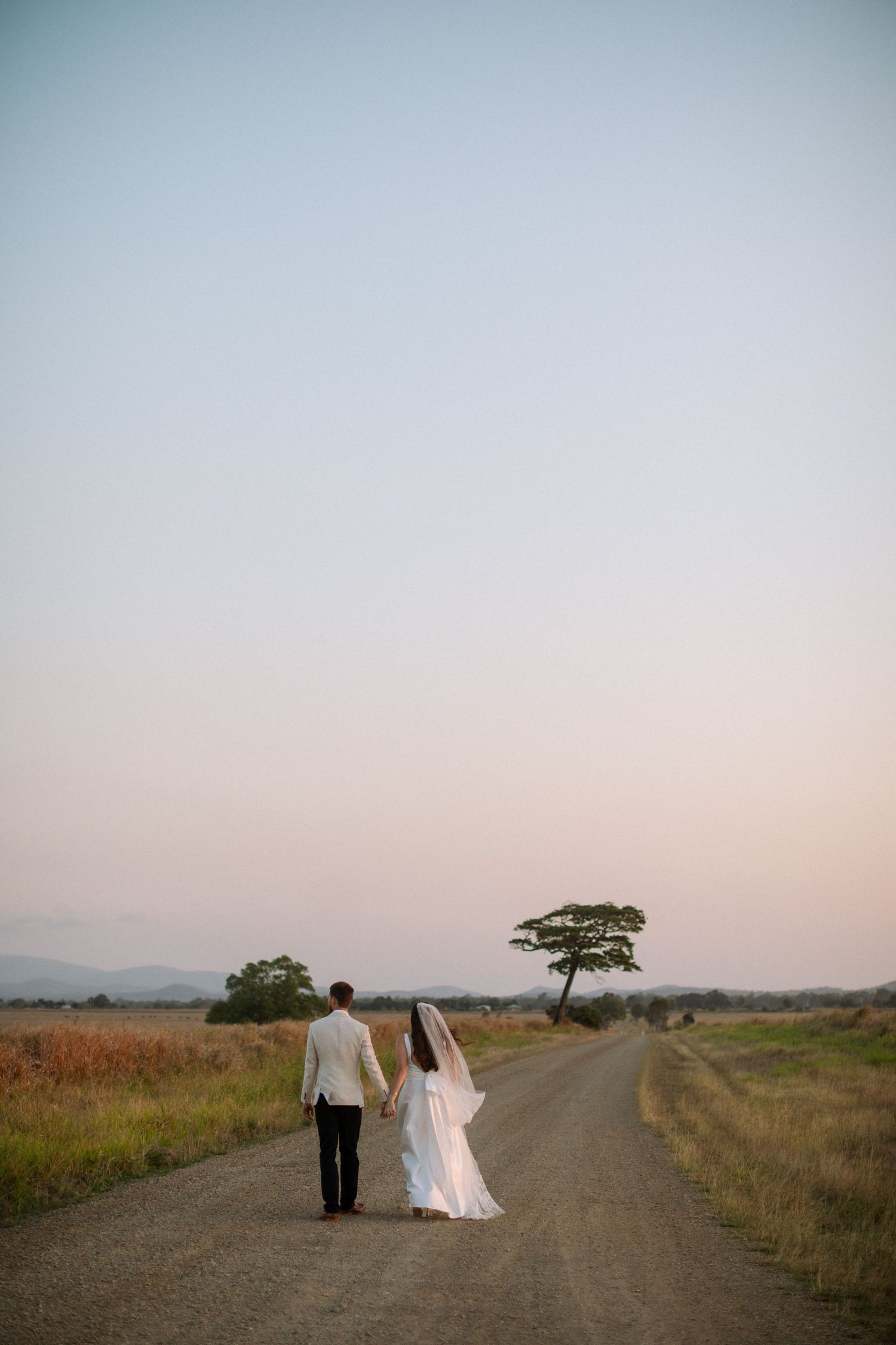 Hedlow Creek Wedding Photography
ROCKHAMPTON WEDDING PHOTOGRAPHER