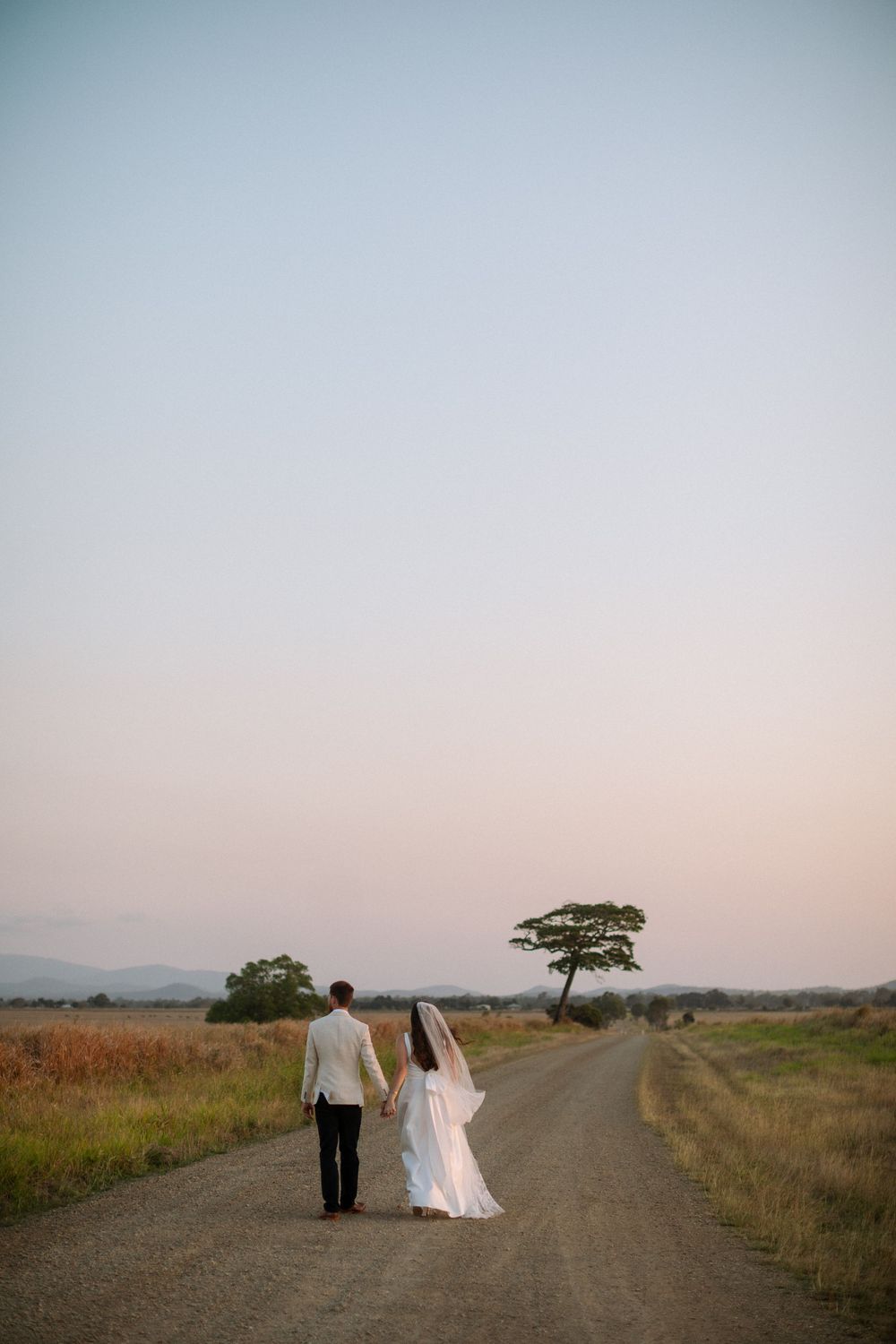 Hedlow Creek Wedding Photography
ROCKHAMPTON WEDDING PHOTOGRAPHER