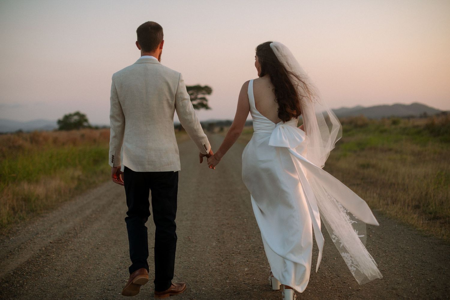 Hedlow Creek Wedding Photography
ROCKHAMPTON WEDDING PHOTOGRAPHER
